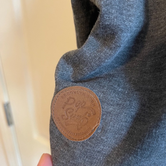 Cropped Hoodie - Picture 4 of 5